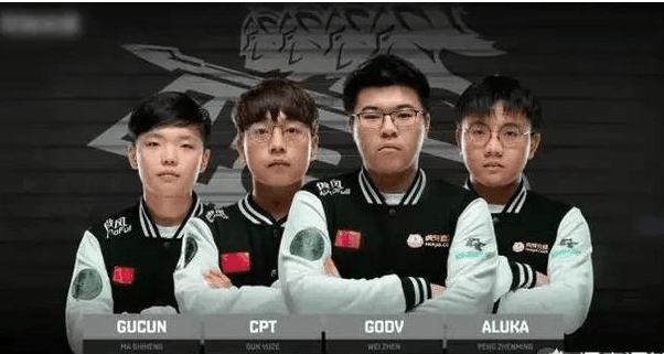 场上表现战 场上表现战