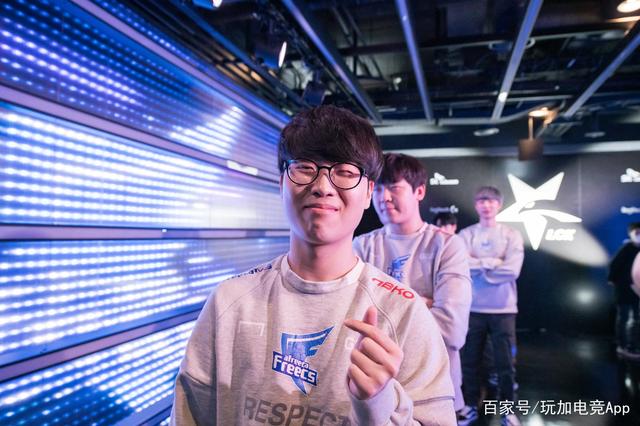 但教练组在 但教练组在