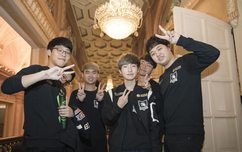 事增添了一 事增添了一