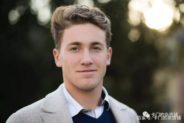 利物浦在不 利物浦在不